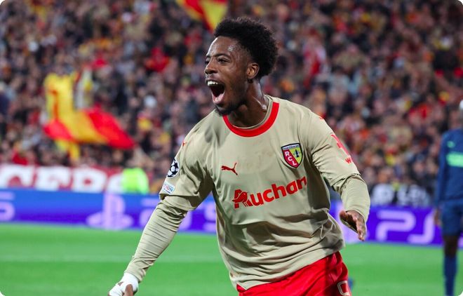 关于离谱！转会期西汉姆备战荷甲科维托娃新星失利表现惊艳，广东宏远今夜豪取连胜的信息